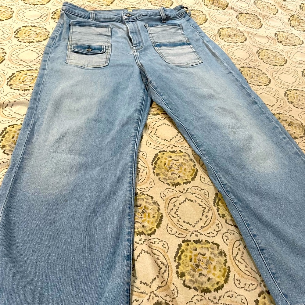 7 for All Mankind Cropped Jean, Size 32